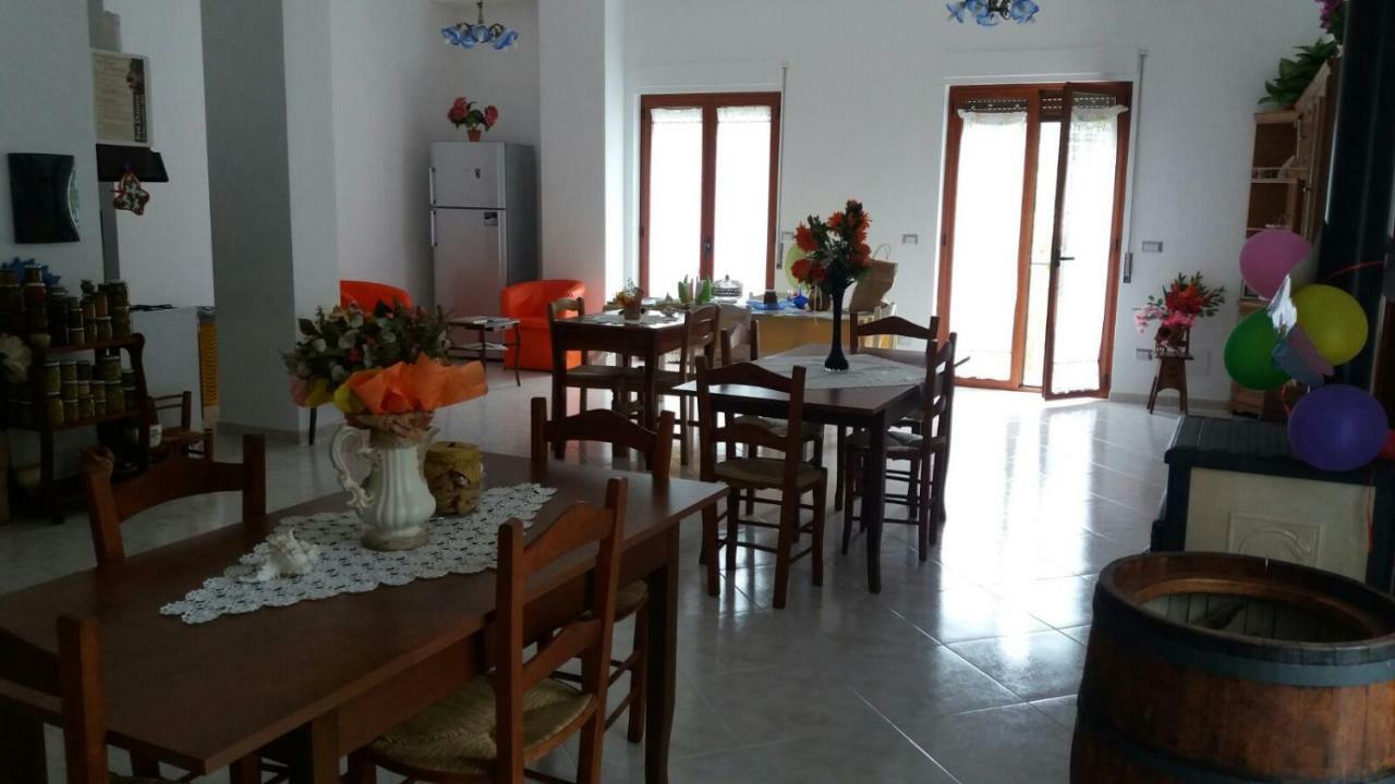 L'Oasi Acomodação com café da manhã Auletta Exterior foto
