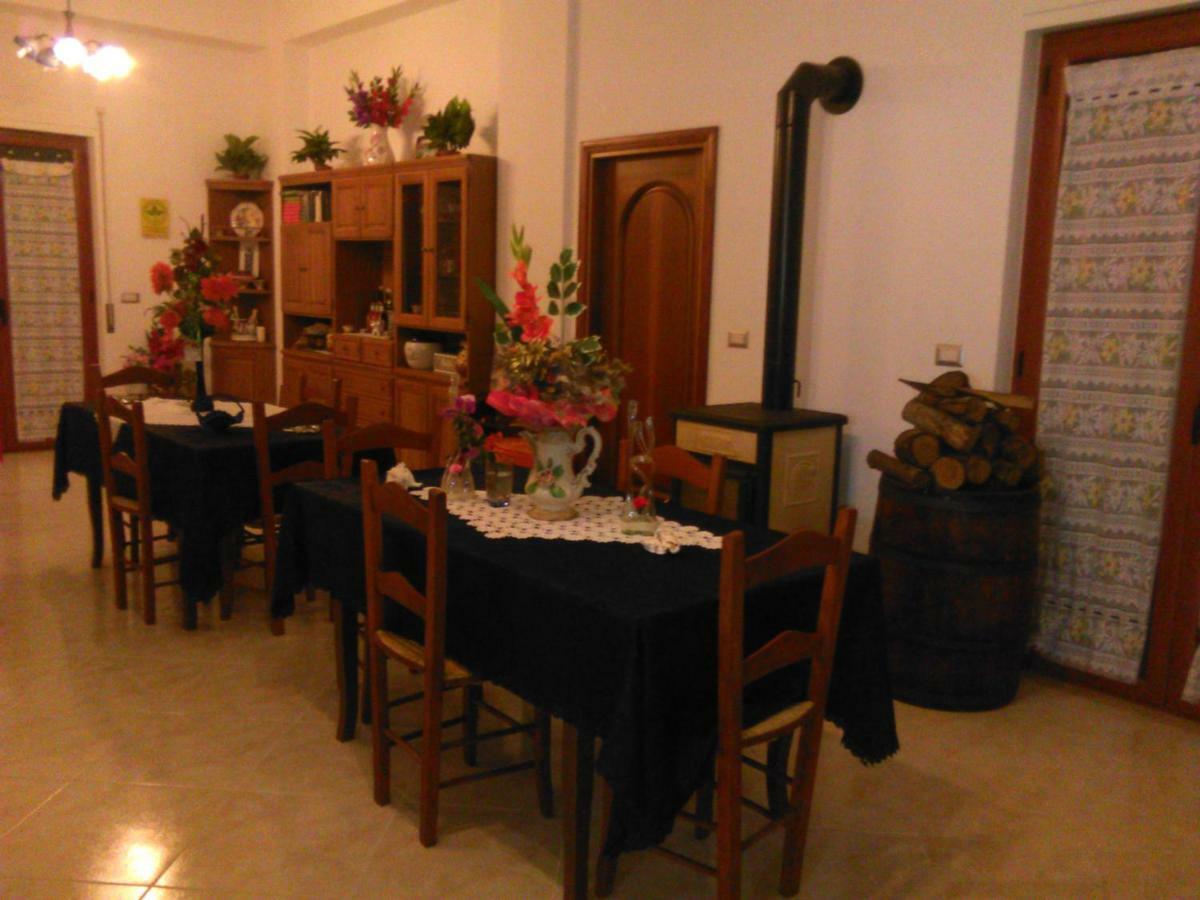 L'Oasi Acomodação com café da manhã Auletta Exterior foto